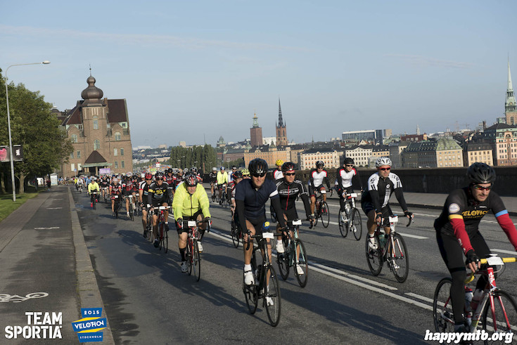 Bild från Velothon Stockholm 2015 - 165km