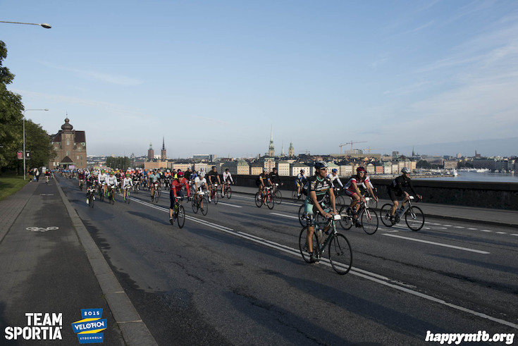 Bild från Velothon Stockholm 2015 - 165km