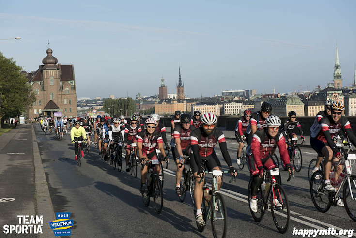 Bild från Velothon Stockholm 2015 - 165km
