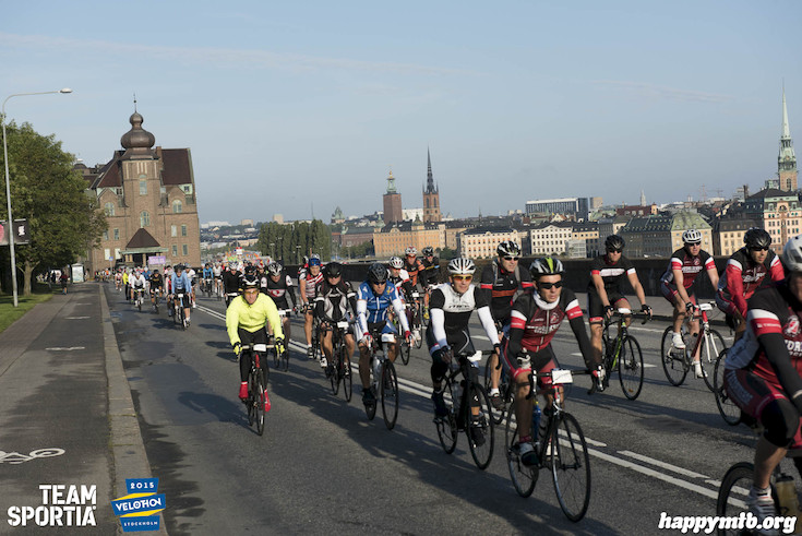 Bild från Velothon Stockholm 2015 - 165km