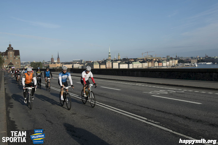 Bild från Velothon Stockholm 2015 - 165km