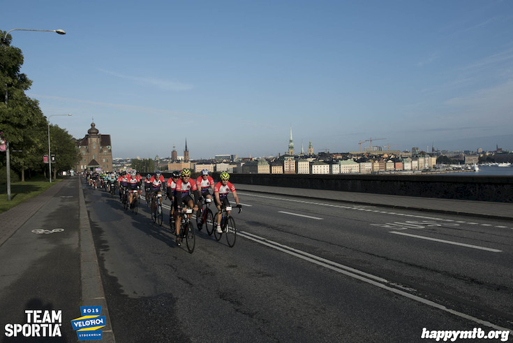 Bild från Velothon Stockholm 2015 - 165km