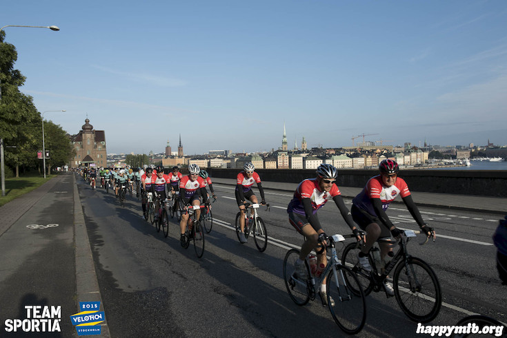 Bild från Velothon Stockholm 2015 - 165km