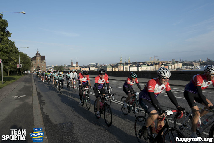 Bild från Velothon Stockholm 2015 - 165km