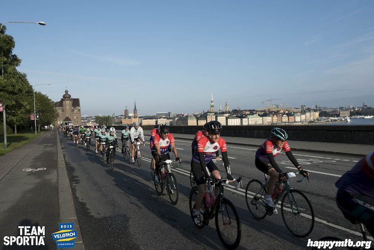 Bild från Velothon Stockholm 2015 - 165km