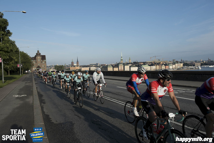 Bild från Velothon Stockholm 2015 - 165km