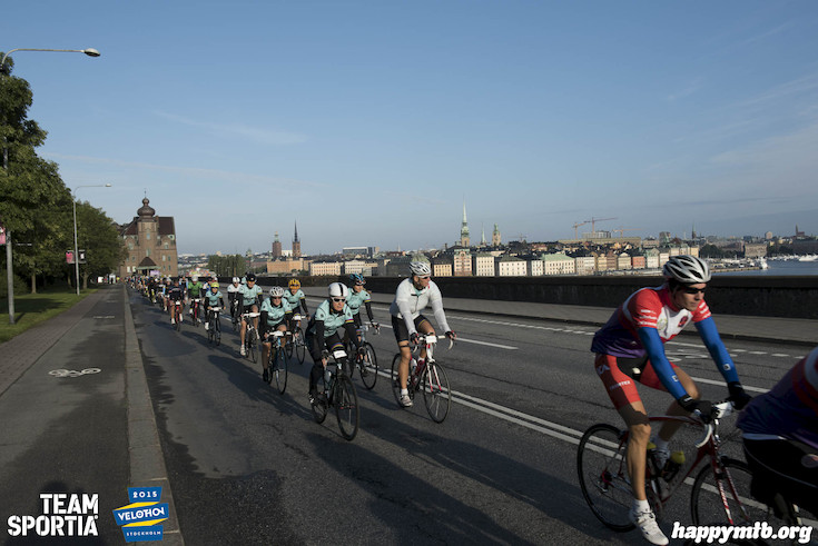 Bild från Velothon Stockholm 2015 - 165km