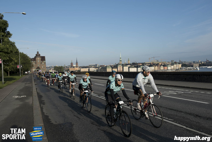 Bild från Velothon Stockholm 2015 - 165km