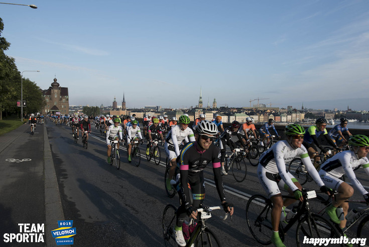 Bild från Velothon Stockholm 2015 - 165km