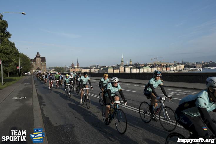 Bild från Velothon Stockholm 2015 - 165km