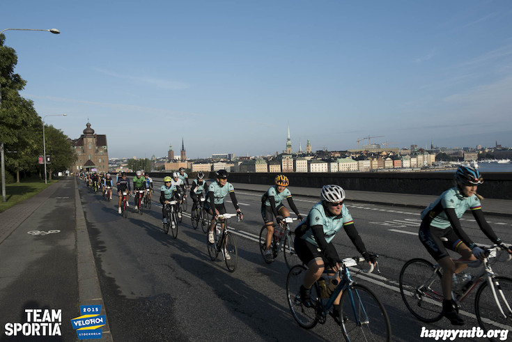 Bild från Velothon Stockholm 2015 - 165km