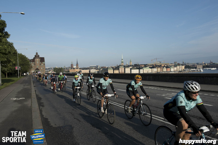 Bild från Velothon Stockholm 2015 - 165km