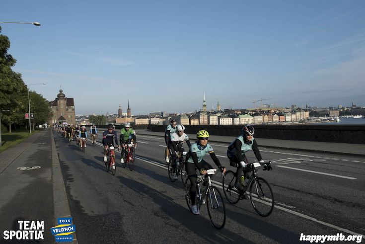 Bild från Velothon Stockholm 2015 - 165km