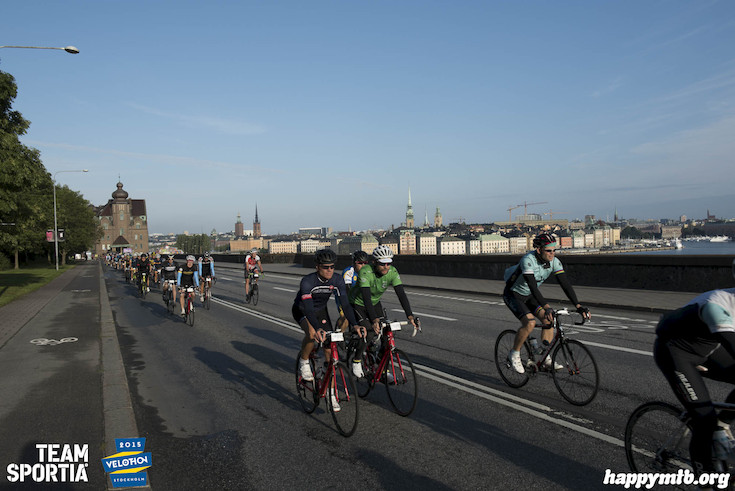 Bild från Velothon Stockholm 2015 - 165km