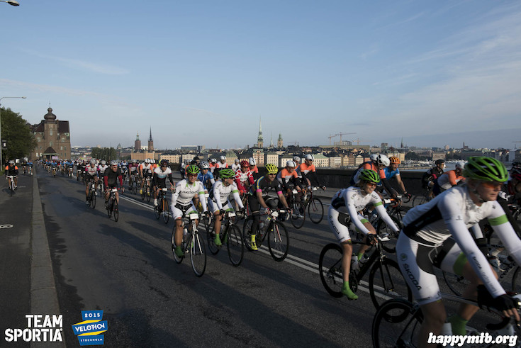 Bild från Velothon Stockholm 2015 - 165km