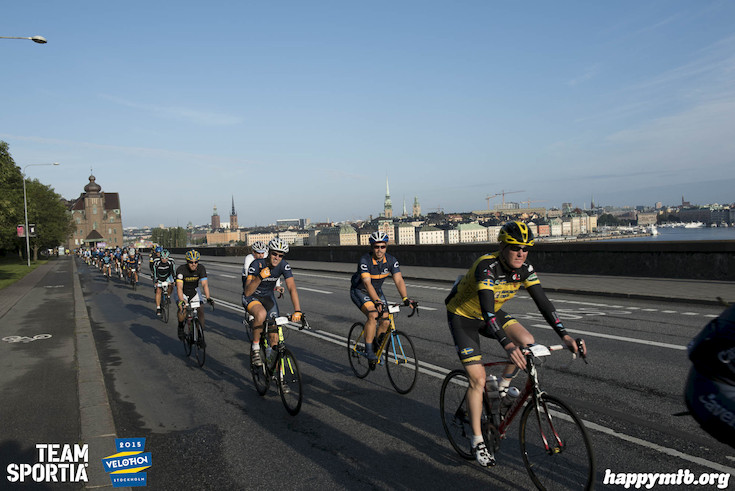 Bild från Velothon Stockholm 2015 - 165km