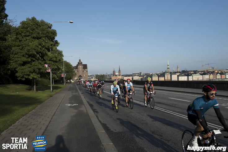 Bild från Velothon Stockholm 2015 - 165km