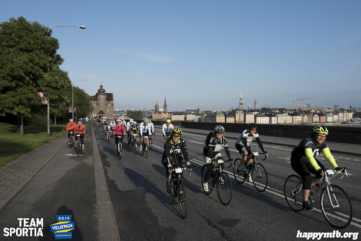 Bild från Velothon Stockholm 2015 - 165km