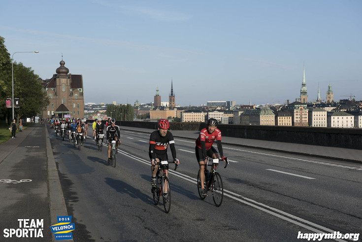 Bild från Velothon Stockholm 2015 - 165km