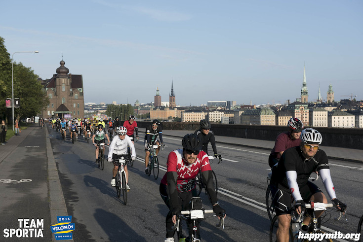 Bild från Velothon Stockholm 2015 - 165km