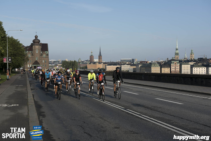 Bild från Velothon Stockholm 2015 - 165km