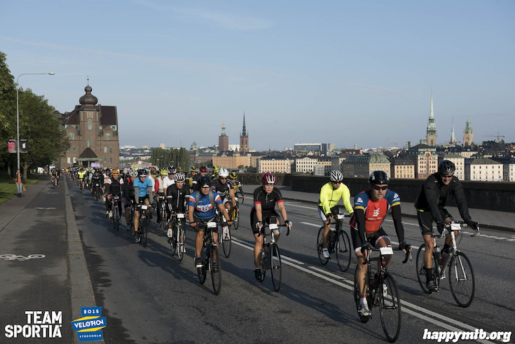 Bild från Velothon Stockholm 2015 - 165km