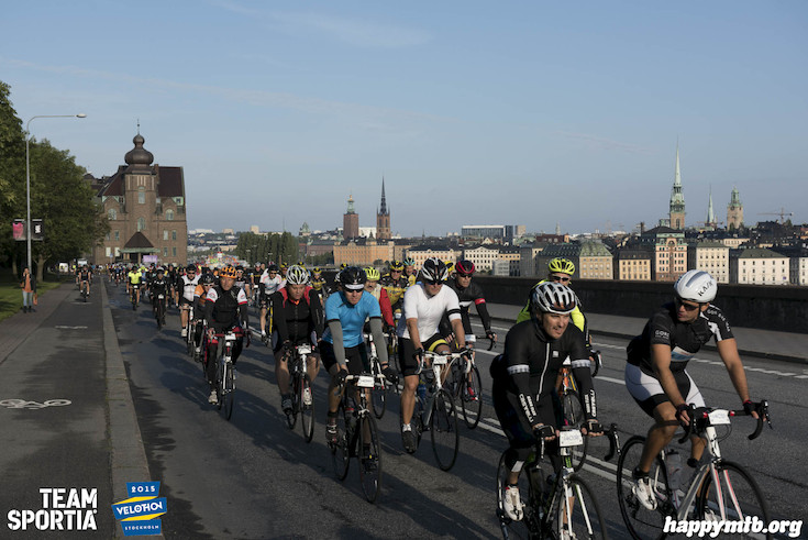 Bild från Velothon Stockholm 2015 - 165km