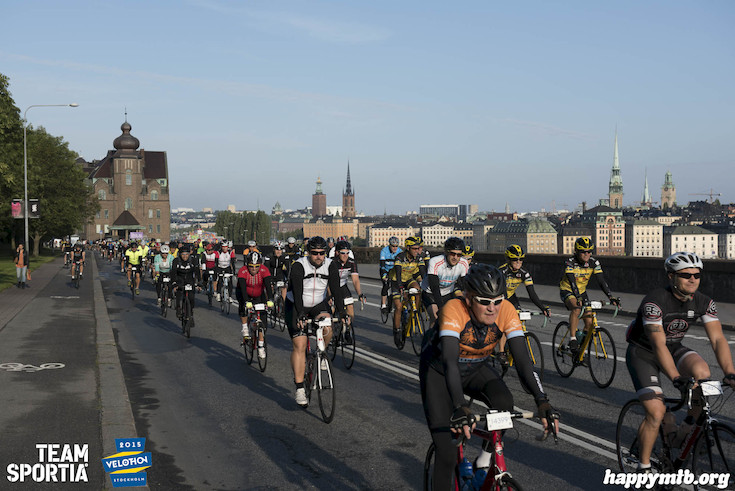 Bild från Velothon Stockholm 2015 - 165km