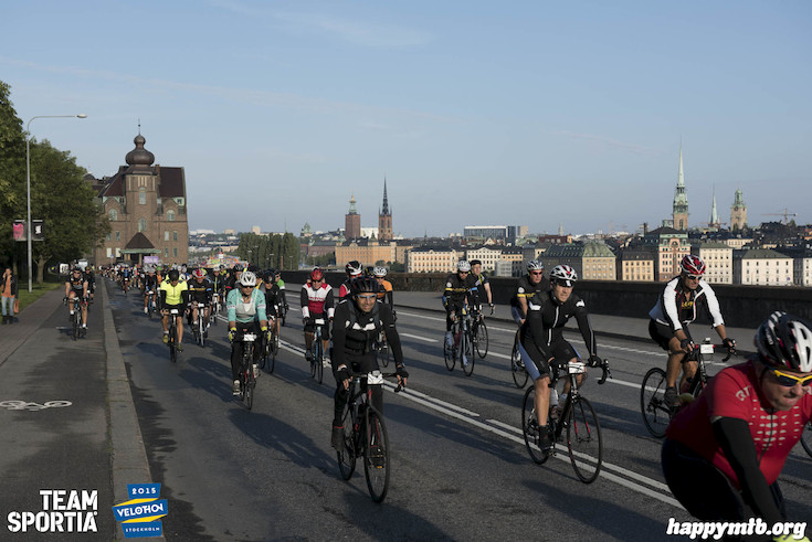 Bild från Velothon Stockholm 2015 - 165km