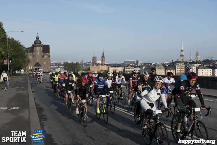 Bild från Velothon Stockholm 2015 - 165km