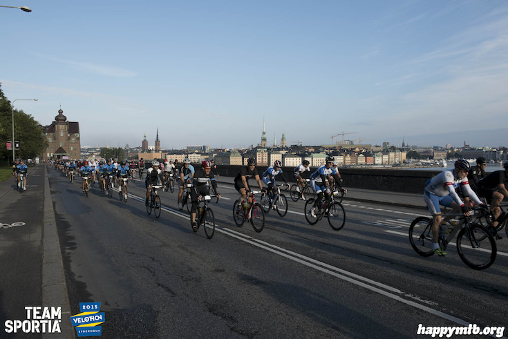 Bild från Velothon Stockholm 2015 - 165km
