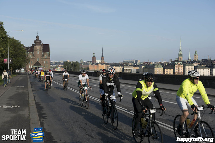 Bild från Velothon Stockholm 2015 - 165km