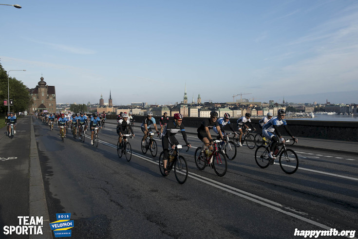 Bild från Velothon Stockholm 2015 - 165km