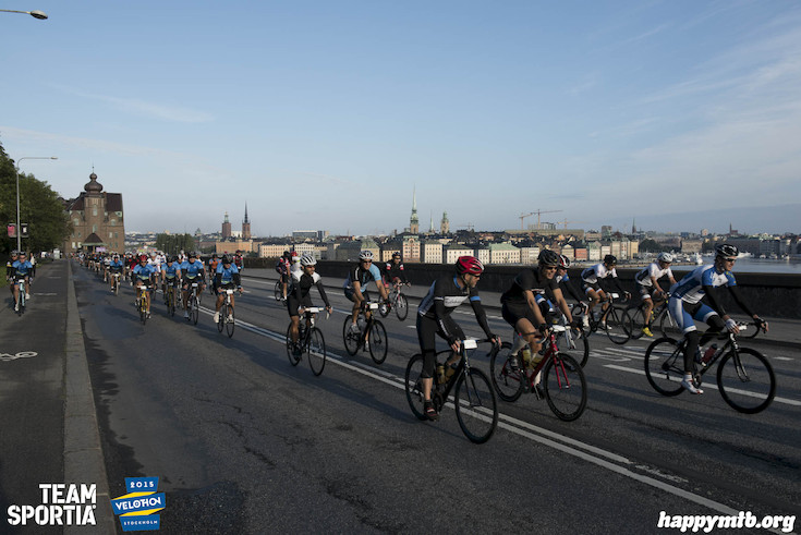 Bild från Velothon Stockholm 2015 - 165km