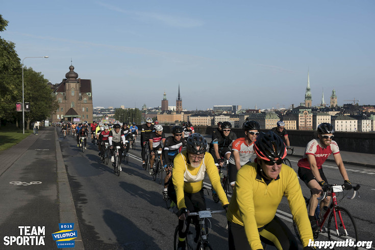Bild från Velothon Stockholm 2015 - 165km