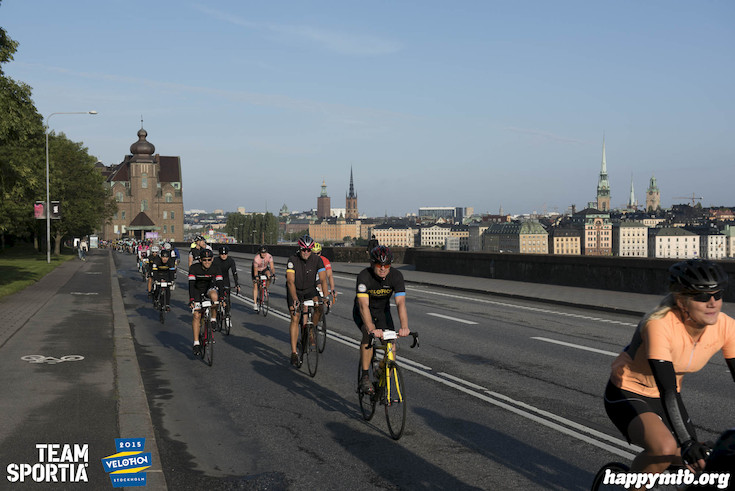 Bild från Velothon Stockholm 2015 - 165km