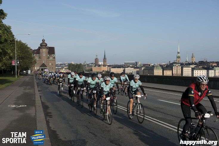Bild från Velothon Stockholm 2015 - 165km