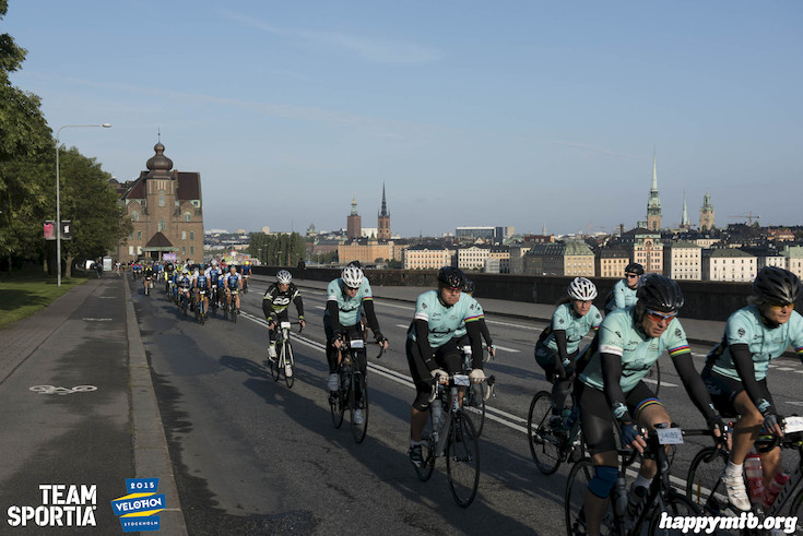 Bild från Velothon Stockholm 2015 - 165km