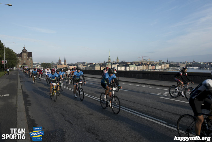 Bild från Velothon Stockholm 2015 - 165km