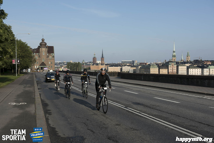 Bild från Velothon Stockholm 2015 - 165km