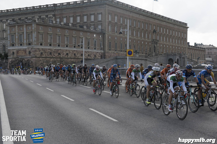 Bild från Velothon Stockholm 2015 - Proffsen